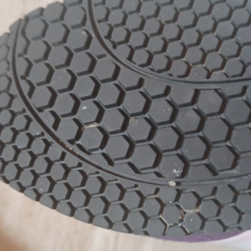 Armani Exchange Purple/Pink Sneakers - Picture 8 of 14